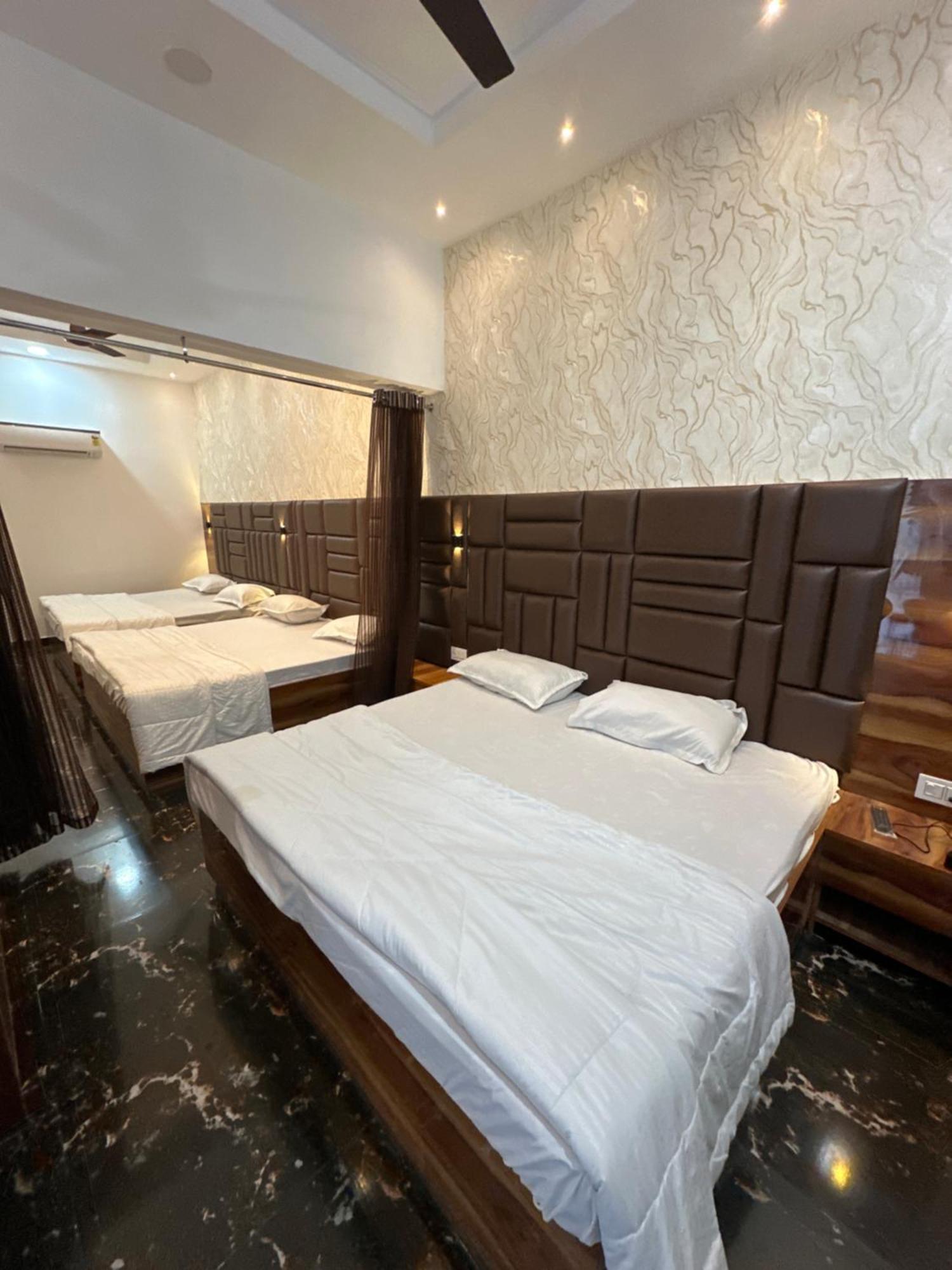 Bed and Breakfast The Bubbles Амритсар Экстерьер фото